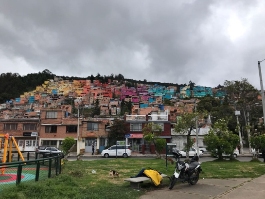 Barrio Buenavista: El color convierte un barrio deprimido de Bogotá en un atractivo turístico Barrio Buenavista: El color convierte un barrio deprimido de Bogotá en un atractivo turístico