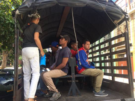 BUCARAMANGA VENEZOLANOS EN EL EXTERIOR DEPORTACIÓN: Video: El desgarrador cuadro de la deportación de venezolanos BUCARAMANGA VENEZOLANOS EN EL EXTERIOR DEPORTACIÓN: Video: El desgarrador cuadro de la deportación de venezolanos