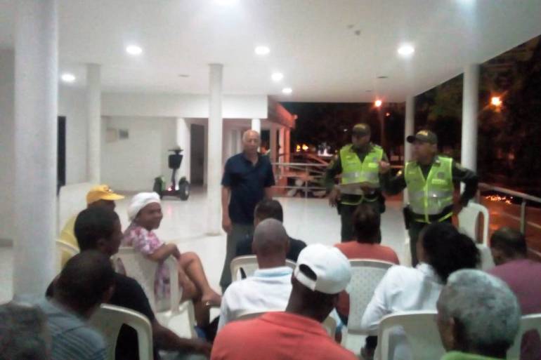 Autoridades y organización unidas por el rescate del Parque Centenario: Autoridades y organización unidas por el rescate del Parque Centenario