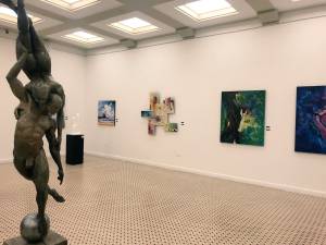 La exposición estará todo el día y la entrada es gratis. La exposición estará todo el día y la entrada es gratis.