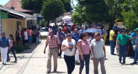 Nuevo alcalde de Betulia: Julio Díaz Ortega, nuevo alcalde de Betulia tras ganar elecciones atípicas Nuevo alcalde de Betulia: Julio Díaz Ortega, nuevo alcalde de Betulia tras ganar elecciones atípicas