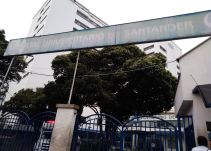 El Hospital Universitario busca acreditación pero no paga a empleados