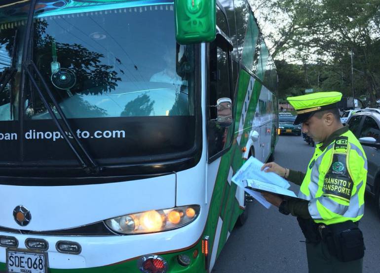 CONTROLES BUSES VENEZOLANOS TURISTAS ACCIDENTADOS: Autoridades realizan controles en buses de Turismo
