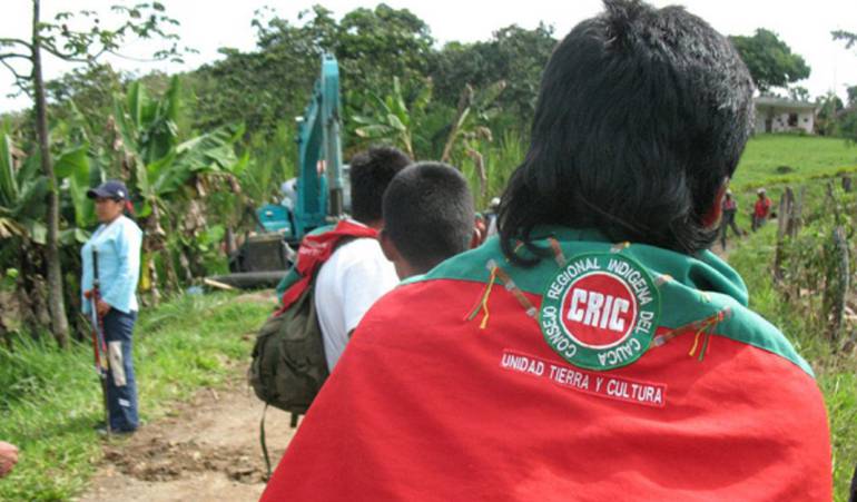 Indígenas patrullero: Indígenas en el Cauca retienen a patrullero de la policía