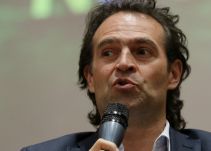 Alcalde de Medellín pide a Duque apoyo para extraditar a jefes de Bacrim