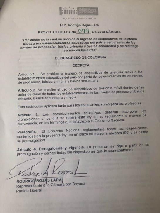 Celulares en los colegios: Con proyecto de ley buscan prohibir el uso de celulares en colegios Celulares en los colegios: Con proyecto de ley buscan prohibir el uso de celulares en colegios