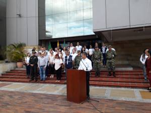 En la plaza de Bolívar de Armenia se dio apertura a la jornada de votación de la consulta anticorrupción En la plaza de Bolívar de Armenia se dio apertura a la jornada de votación de la consulta anticorrupción