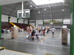 Baja asistencia en la primera hora de votación en Armenia Baja asistencia en la primera hora de votación en Armenia