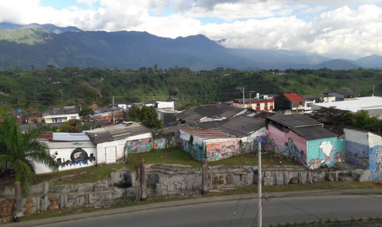 Escuche la información local en Caracol Radio, todos los días 5:45, 6:48, 7:48 y 8:45 a.m.