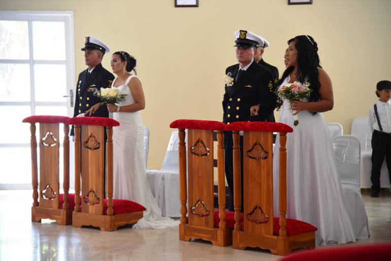 La Armada Nacional celebró matrimonios colectivos en Cartagena: La Armada Nacional celebró matrimonios colectivos en Cartagena