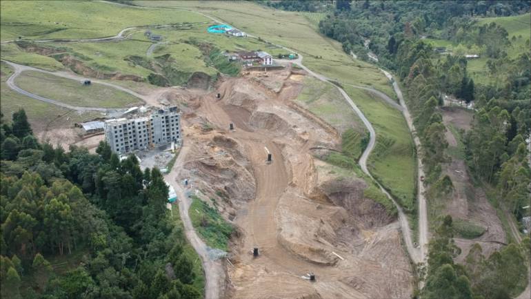 Constructora CFC y lío de Tierra Viva: "No les fallamos a nuestros clientes", Felipe Calderon