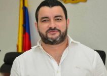 Prorrogan por tres meses suspensión al contralor de Barranquilla