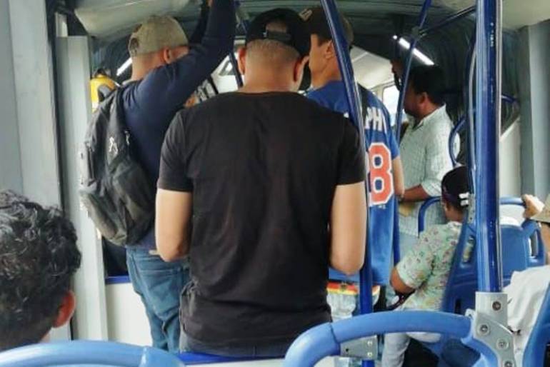Transcaribe insiste en que no se pueden pedir limosnas en los buses: Transcaribe insiste en que no se pueden pedir limosnas en los buses