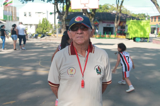 Equipos deportivos de Ibagué: Mujeres que entrenan baloncesto con las uñas Equipos deportivos de Ibagué: Mujeres que entrenan baloncesto con las uñas