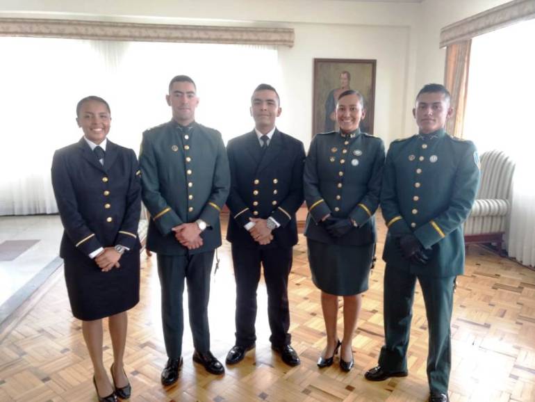Escuela Naval de Cartagena gana mejor ponencia en Bogotá: Escuela Naval de Cartagena gana mejor ponencia en Bogotá