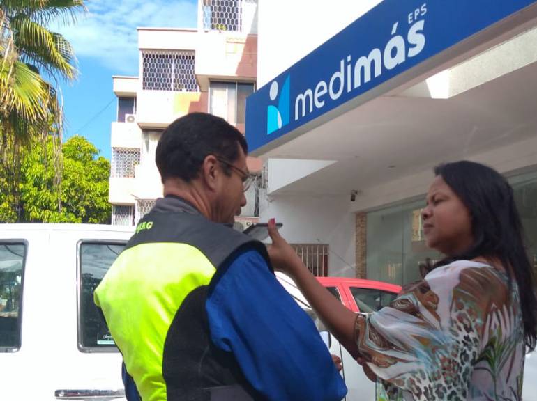 El viacrucis de los usuarios de Medimás en Barranquilla