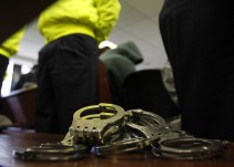 A la cárcel magistrado que habría dado información a alias El Mellizo