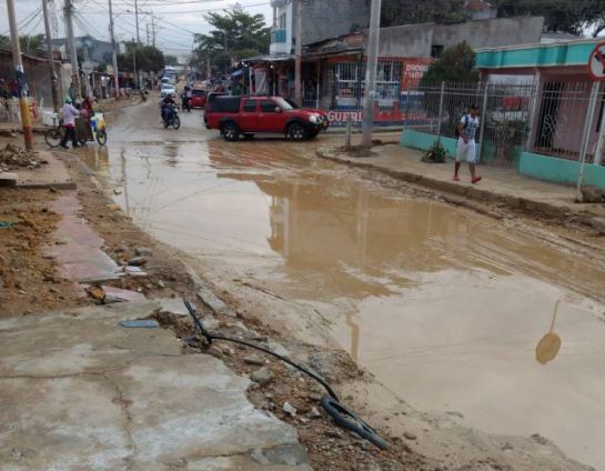 Barranquilla: Comerciantes reclaman indemnización por atrasos en Megatanque Barranquilla: Comerciantes reclaman indemnización por atrasos en Megatanque