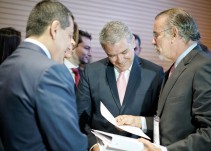 Verano dice que Duque abre espacio para discusión a la Ley de Regiones