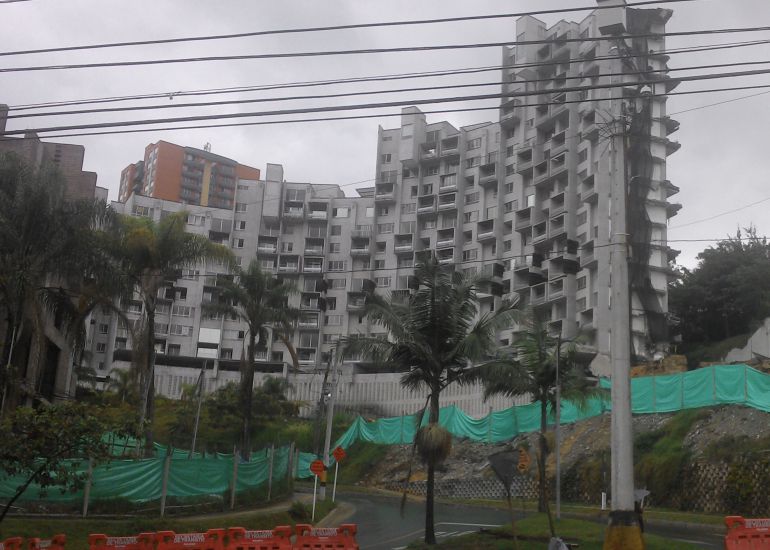 Edificio Space: 19 familias víctimas del Space piden que el lote se registre a su nombre Edificio Space: 19 familias víctimas del Space piden que el lote se registre a su nombre