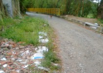 Así está la entrada al Ecoparque Cerro del Santísimo