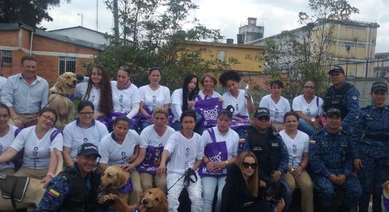 Centro canino cárcel El buen Pastor.: Inauguran centro canino en la cárcel El Buen Pastor Centro canino cárcel El buen Pastor.: Inauguran centro canino en la cárcel El Buen Pastor