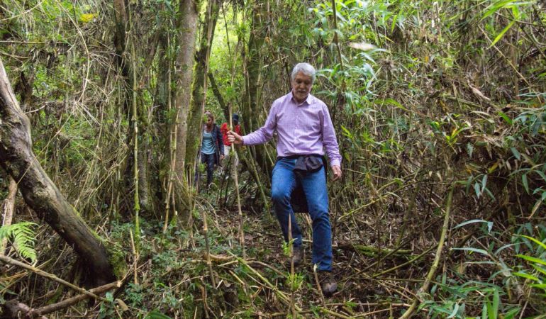 Enrique Peñalosa perdido.: Los mejores memes de la "Perdida" de Enrique Peñalosa