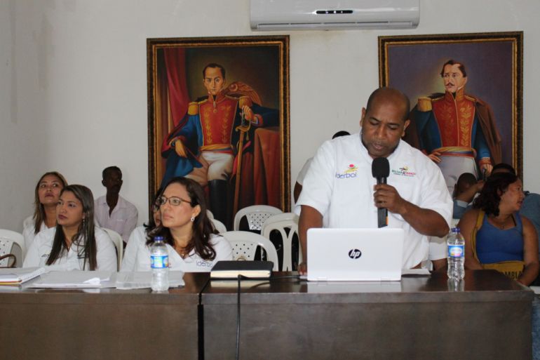 Comisión de Hacienda de Bolívar debate presupuesto con secretarías: Comisión de Hacienda de Bolívar debate presupuesto con secretarías
