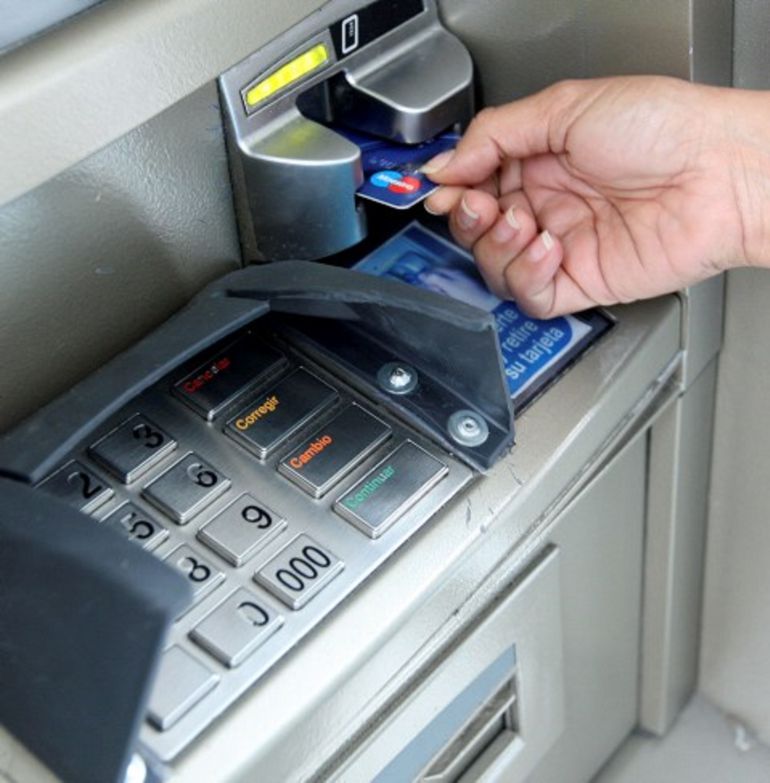 Corrupción: Investigan a concejal por retirarle 90% del salario a contratista