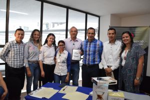 Mejor bebida diseñada o de la casa: Café Shop, La Tienda de los Mecatos, Luis Bernardo Gallo, café del arriero. Mejor bebida diseñada o de la casa: Café Shop, La Tienda de los Mecatos, Luis Bernardo Gallo, café del arriero.