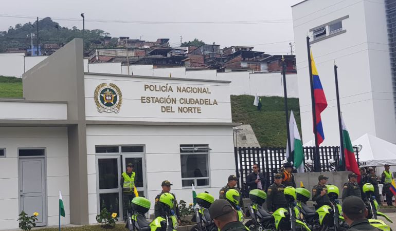 Obras en Manizales no entregadas, Alcalde, Concejales, Comunidad: En Manizales entregan obras pero la comunidad se queja porque no funcionan