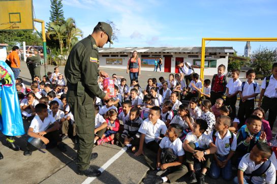 Recomendaciones, Halloween, festividades, dulces Padres de familia Caldas: Policía en Caldas realiza operativos para el día de Halloween Recomendaciones, Halloween, festividades, dulces Padres de familia Caldas: Policía en Caldas realiza operativos para el día de Halloween