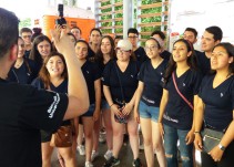 Coros universitarios en estaciones de Transcaribe en Cartagena