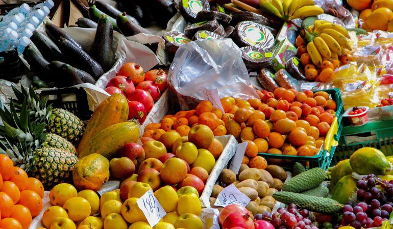 IVA canasta familiar: IVA para la canasta familiar genera fuerte oposición en Colombia