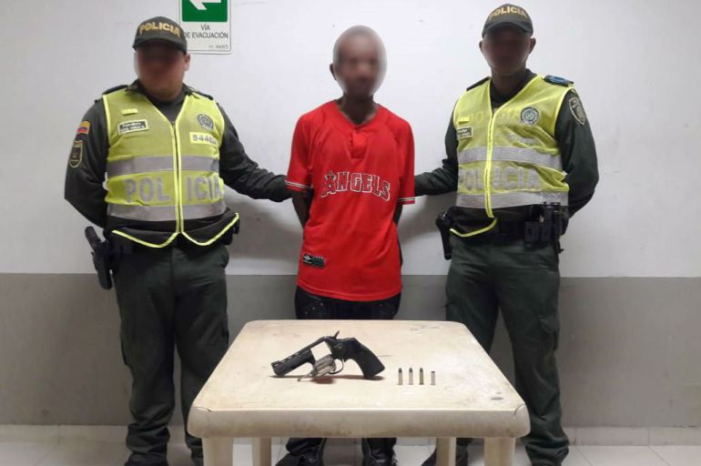 Policía de Cartagena adelanta operativos contra el porte ilegal de armas: Policía de Cartagena adelanta operativos contra el porte ilegal de armas