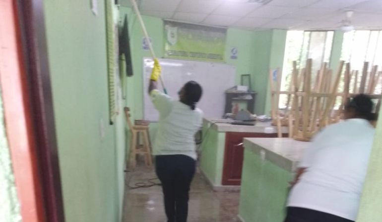 Inició el contrato de aseo en los colegios de Cartagena