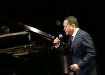 Concierto de Yuri Buenaventura en Bogotá