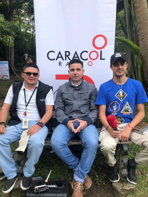 En el centro, Julián Quintero del área de mercadeo de la Empresa de Energía del Quindío, Edeq En el centro, Julián Quintero del área de mercadeo de la Empresa de Energía del Quindío, Edeq