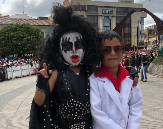 Carnaval de Pasto Blancos y Negros: Los niños se tomaron el Carnaval en Pasto Carnaval de Pasto Blancos y Negros: Los niños se tomaron el Carnaval en Pasto