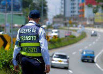 Incrementan puestos de control en vías del Quindío por puente festivo