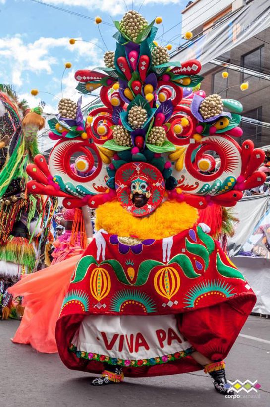 Carnaval de Blancos y Negros: 'Apocalipsis', la carroza que se llevó los aplausos en el Carnaval de Pasto Carnaval de Blancos y Negros: 'Apocalipsis', la carroza que se llevó los aplausos en el Carnaval de Pasto