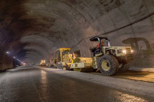 Con la coordinación del Invias, los voceros de empresas constructoras revisaron la mega obra Con la coordinación del Invias, los voceros de empresas constructoras revisaron la mega obra