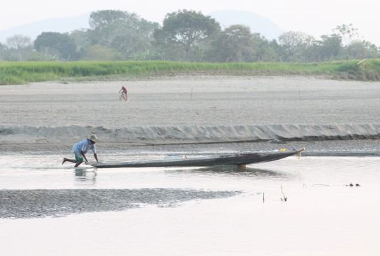 Emergencia ambiental: Bajo caudal del río Cauca por Hidroituango deja ver playones en la Mojana Emergencia ambiental: Bajo caudal del río Cauca por Hidroituango deja ver playones en la Mojana