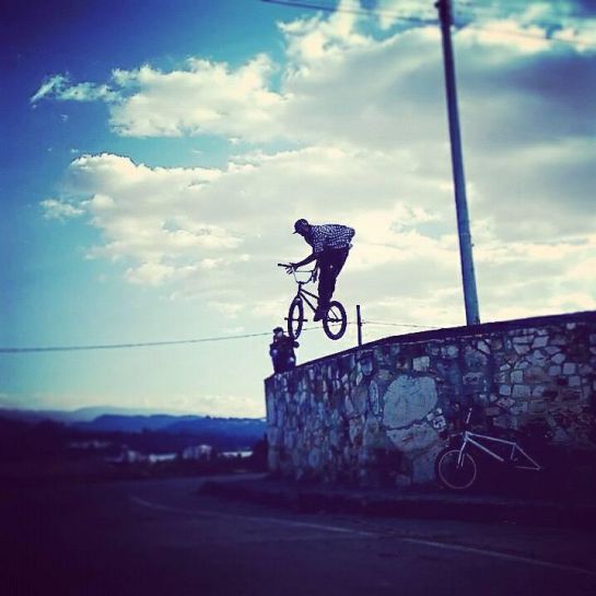 Robo de bicicletas: Joven promesa de BMX fue asesinado en Bogotá por robarle su bicicleta Robo de bicicletas: Joven promesa de BMX fue asesinado en Bogotá por robarle su bicicleta