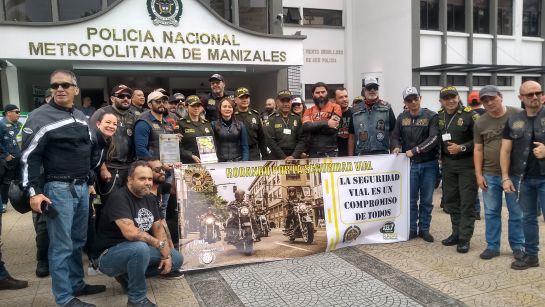 Moteros Harlistas Vías nacionales: Por la seguridad vial y la vida Moteros Harlistas Vías nacionales: Por la seguridad vial y la vida