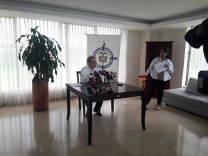 El jefe del ministerio público participó en Armenia en un foro sobre el agua El jefe del ministerio público participó en Armenia en un foro sobre el agua
