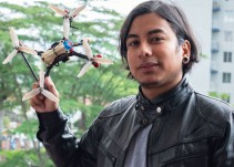 El mejor piloto de drones de carrera estudia en el Quindío