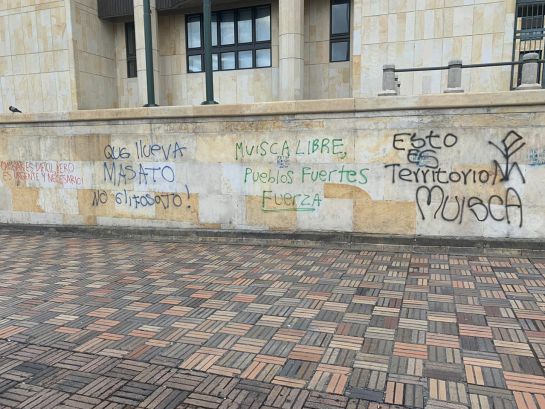 Actos de vandalismo en Bogotá: 125 millones de pesos valen los daños ocasionados en la Plaza de Bolívar Actos de vandalismo en Bogotá: 125 millones de pesos valen los daños ocasionados en la Plaza de Bolívar