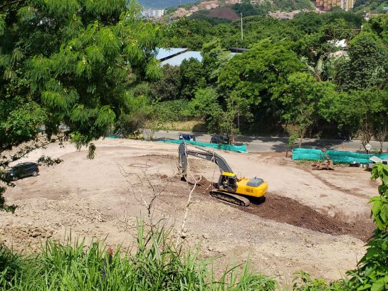 PIEDECUESTA OBRAS MOVIMIENTO DE TIERRAS: VIDEO: Suspendieron obras en lote de Piedecuesta PIEDECUESTA OBRAS MOVIMIENTO DE TIERRAS: VIDEO: Suspendieron obras en lote de Piedecuesta