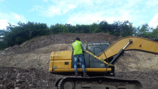 PIEDECUESTA OBRAS MOVIMIENTO DE TIERRAS: VIDEO: Suspendieron obras en lote de Piedecuesta PIEDECUESTA OBRAS MOVIMIENTO DE TIERRAS: VIDEO: Suspendieron obras en lote de Piedecuesta